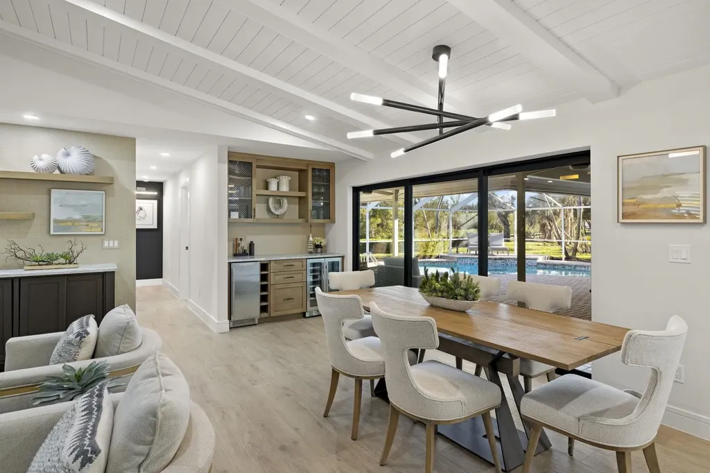 930 Kings Crown Drive Sanibel FL 33957