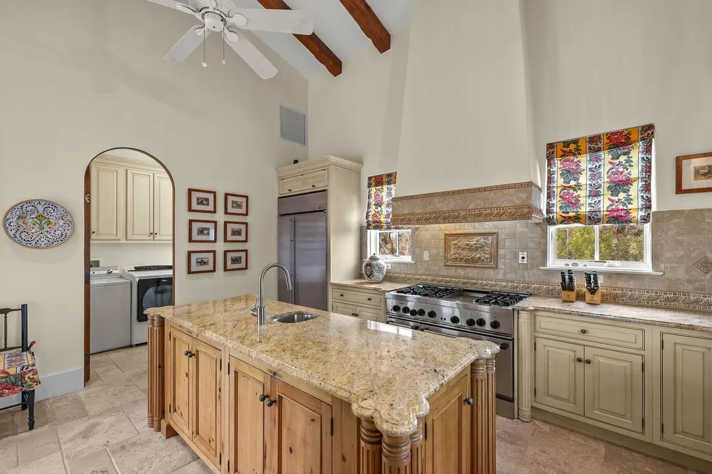 4972 Joewood Drive Sanibel FL 33957