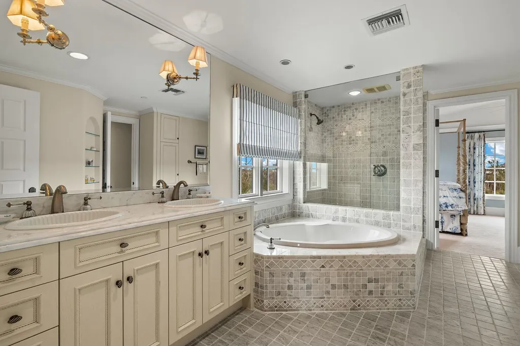 4972 Joewood Drive Sanibel FL 33957