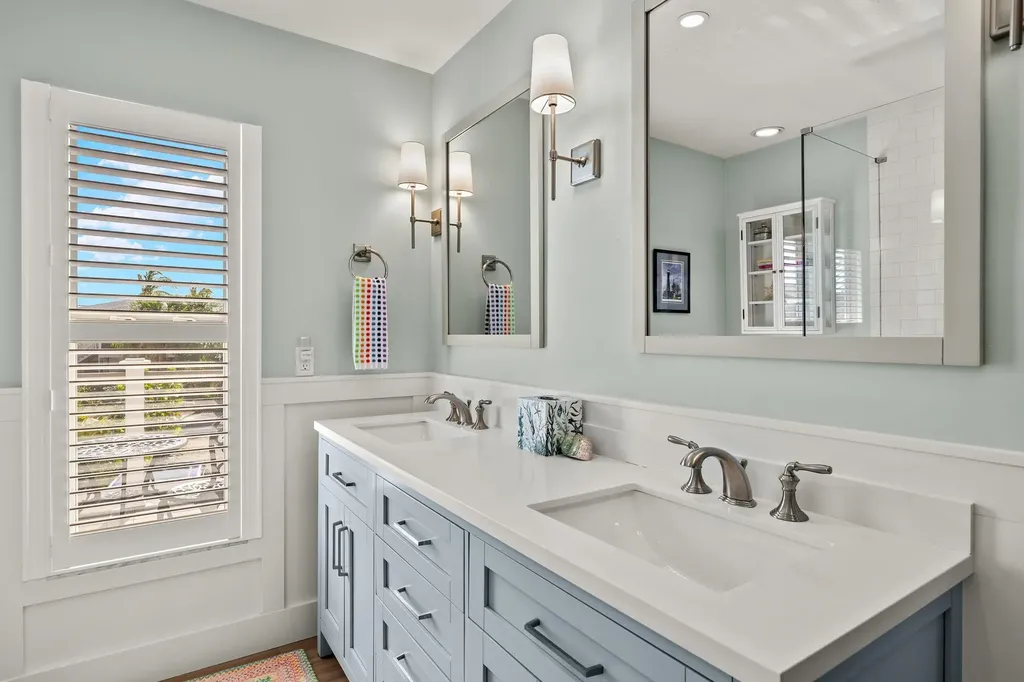 4245 Gulf Pines Drive Sanibel FL 33957