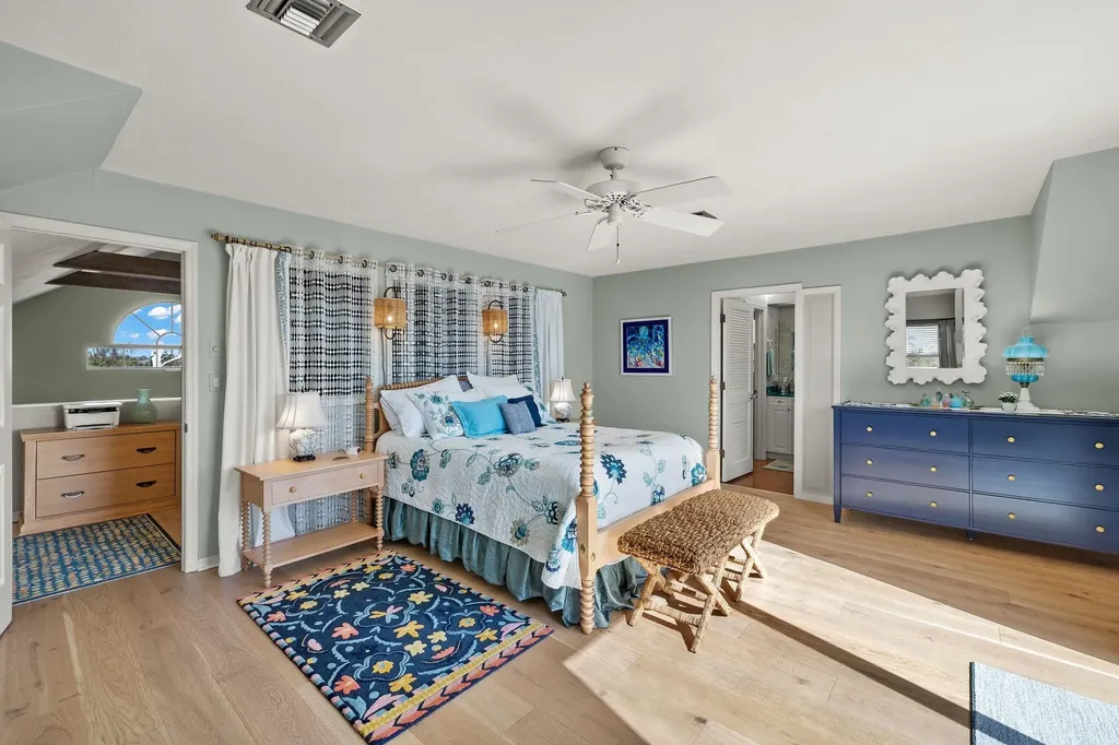 4245 Gulf Pines Drive Sanibel FL 33957