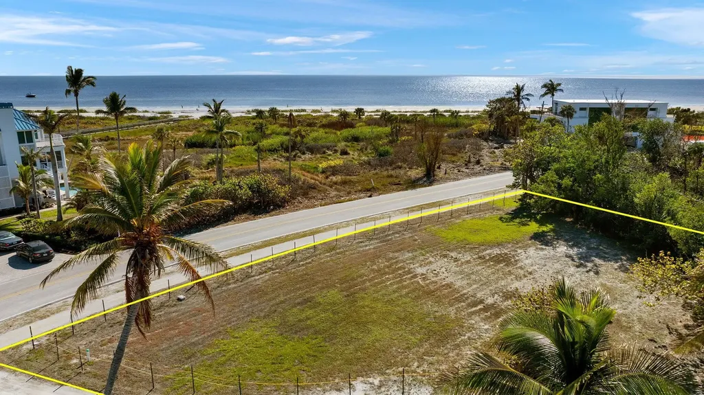 466 E Gulf Drive Sanibel FL 33957