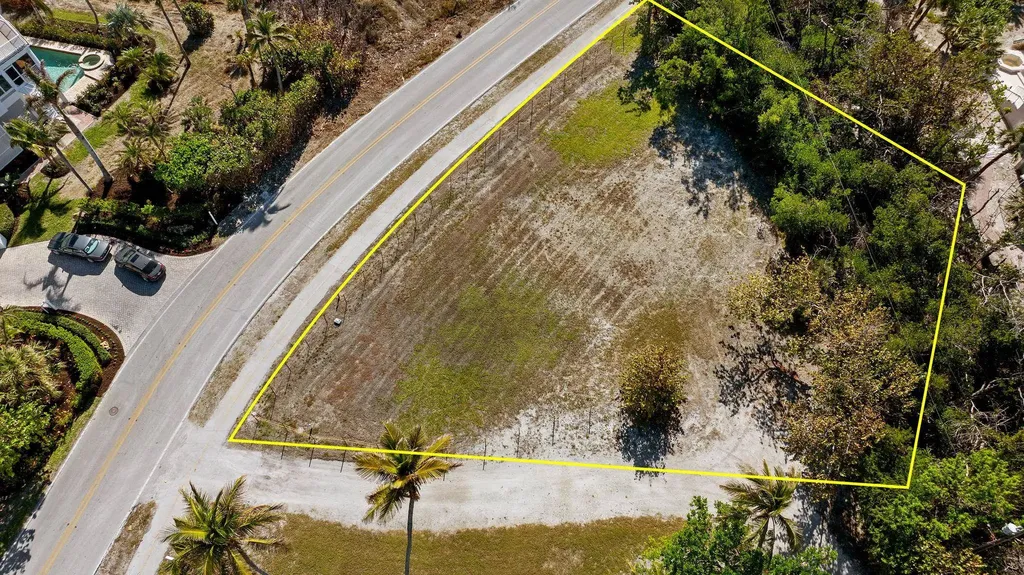 466 E Gulf Drive Sanibel FL 33957