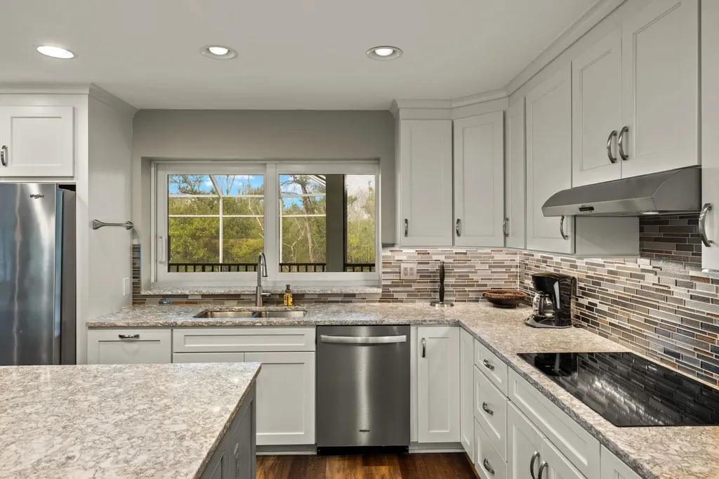 460 E Gulf Drive Sanibel FL 33957