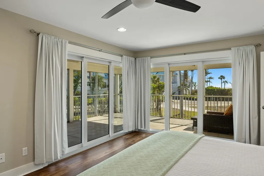 460 E Gulf Drive Sanibel FL 33957