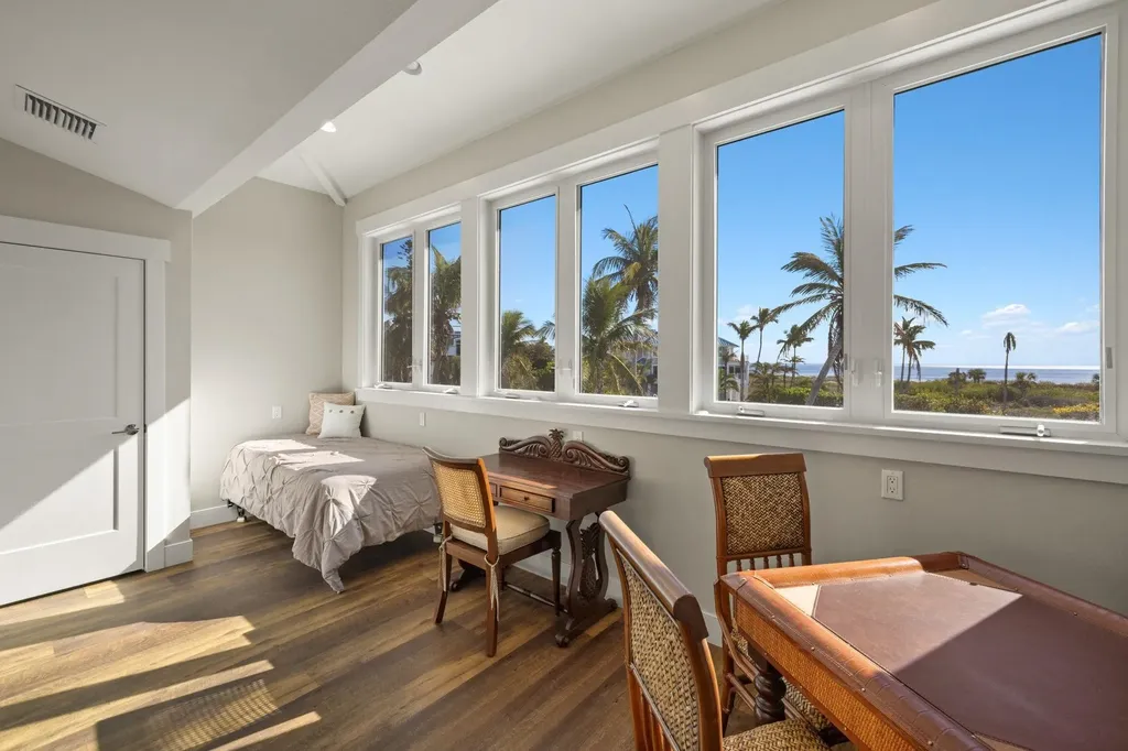 460 E Gulf Drive Sanibel FL 33957