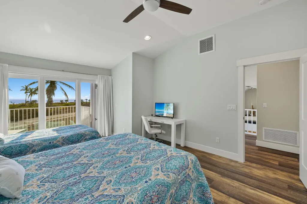 460 E Gulf Drive Sanibel FL 33957