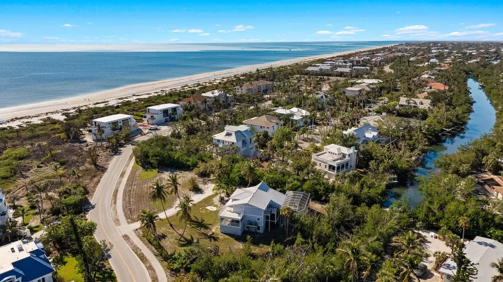 460 E Gulf Drive Sanibel FL 33957