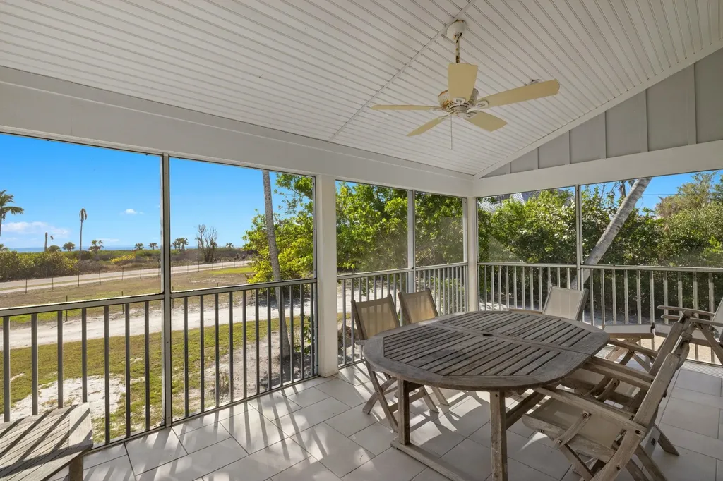 460 E Gulf Drive Sanibel FL 33957