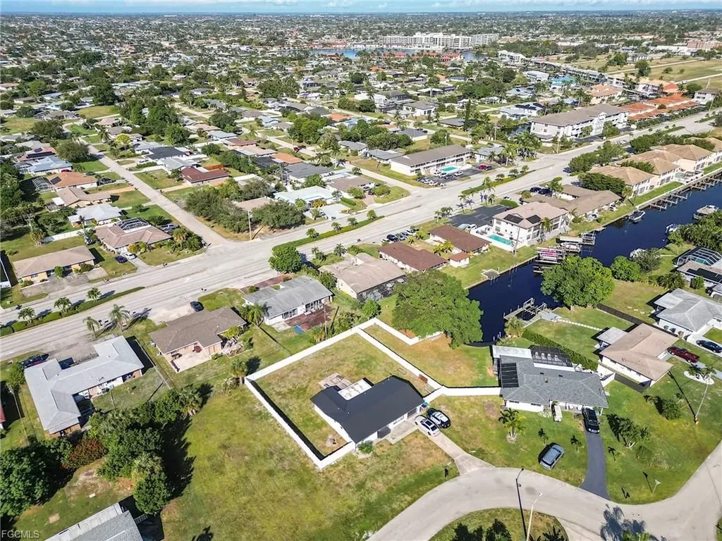 5227 Coronado Parkway Cape Coral FL 33904