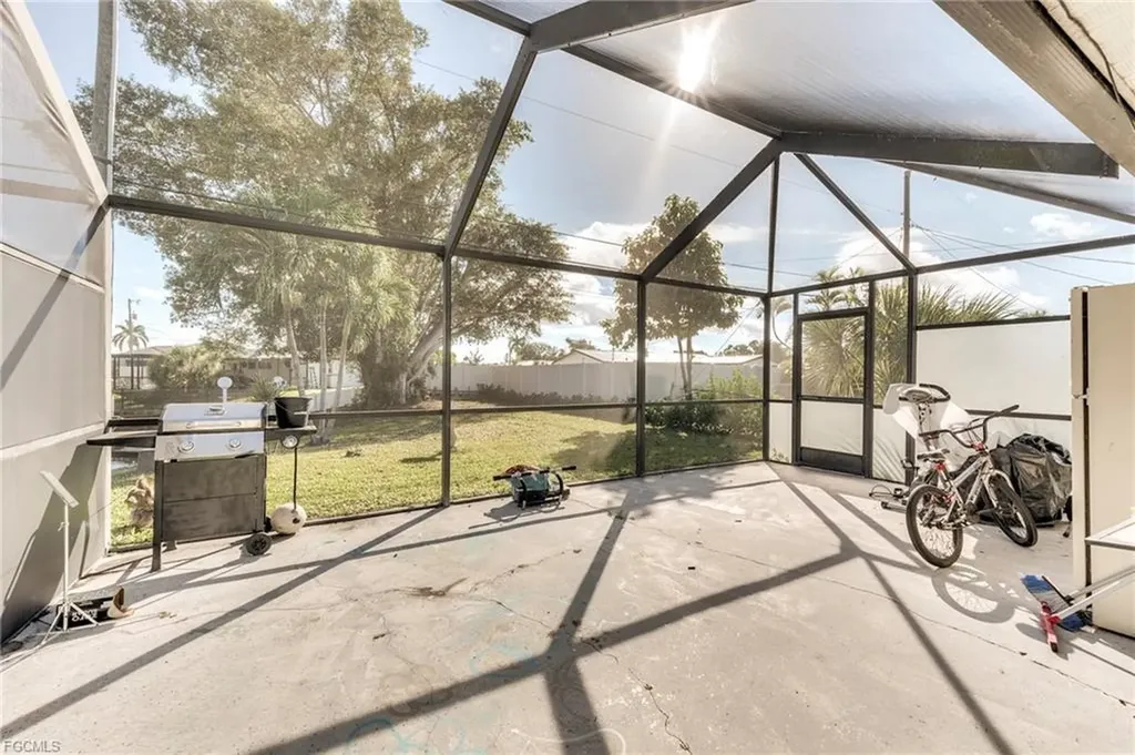 5227 Coronado Parkway Cape Coral FL 33904