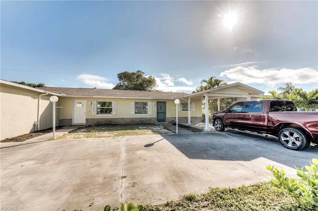 5227 Coronado Parkway Cape Coral FL 33904
