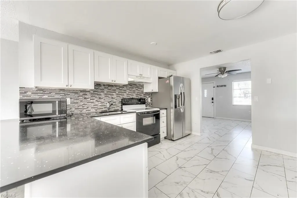 5227 Coronado Parkway Cape Coral FL 33904