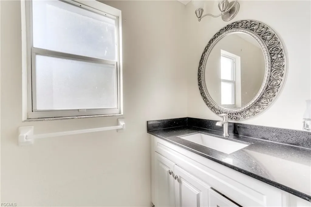 5227 Coronado Parkway Cape Coral FL 33904