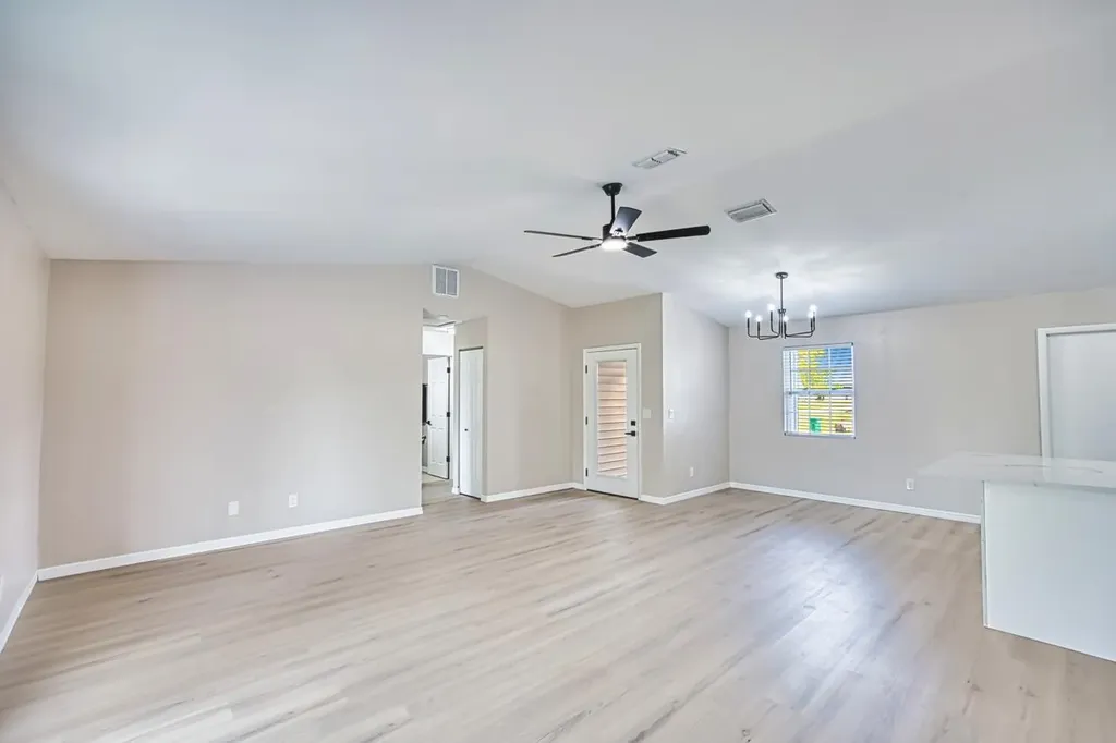 4022 SW 8th Place Cape Coral FL 33914