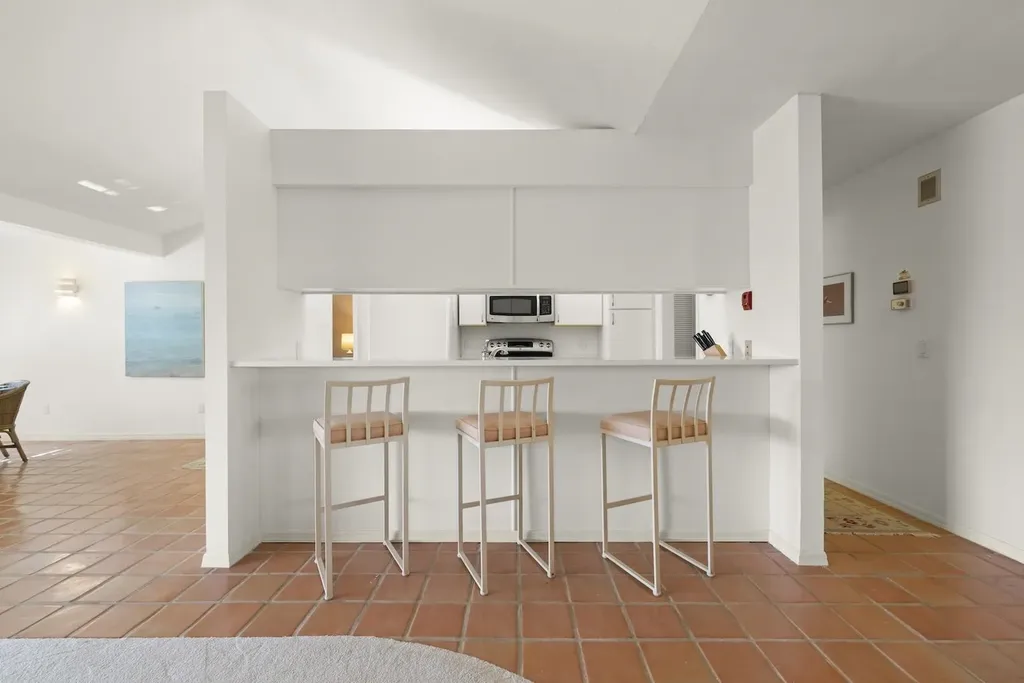 220 Daniel Drive Sanibel FL 33957