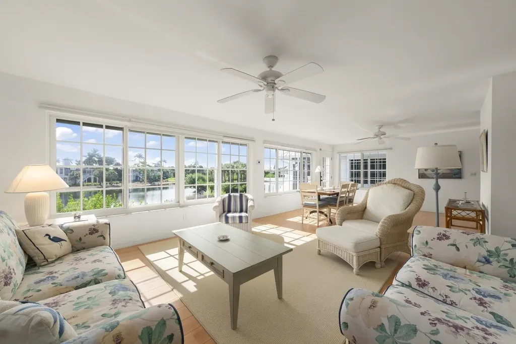 220 Daniel Drive Sanibel FL 33957