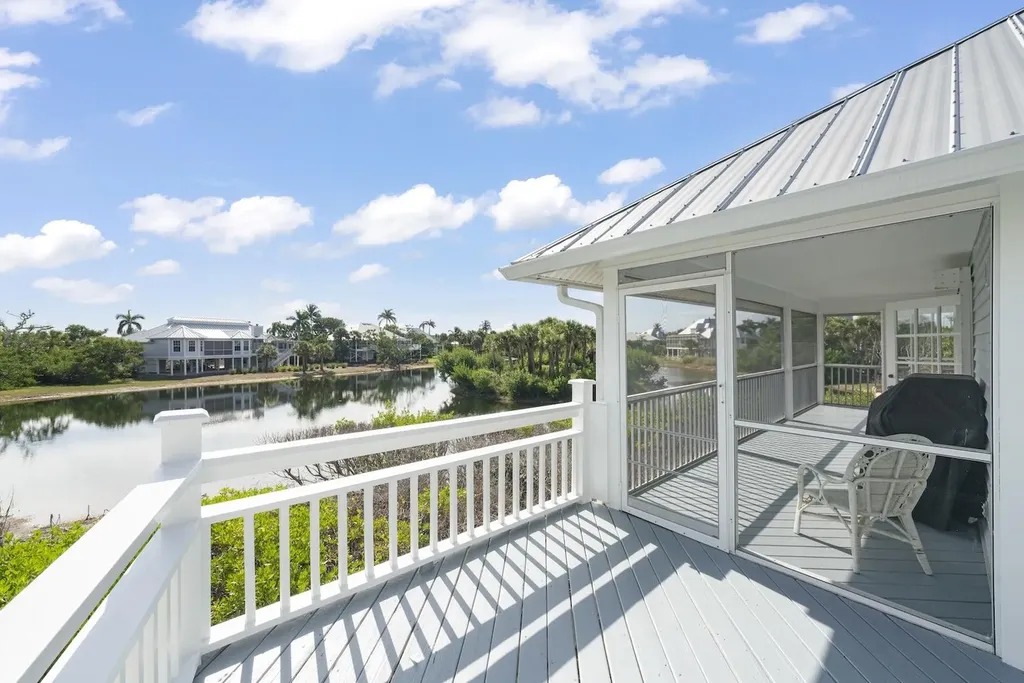 220 Daniel Drive Sanibel FL 33957