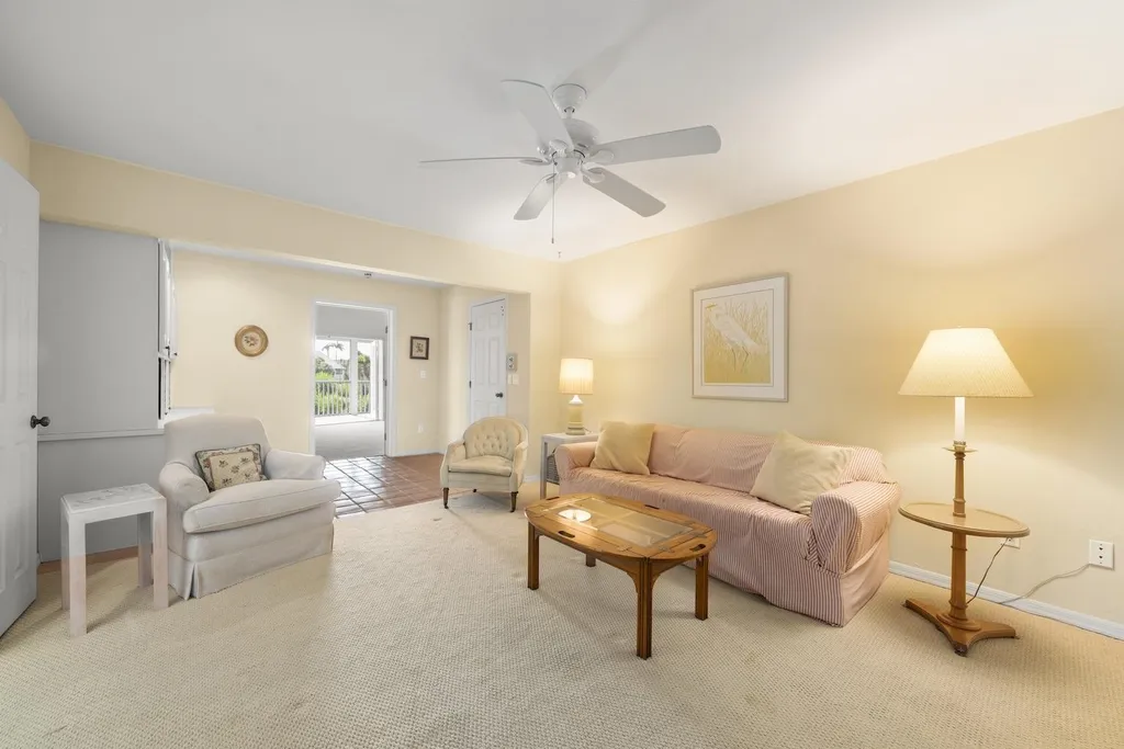 220 Daniel Drive Sanibel FL 33957