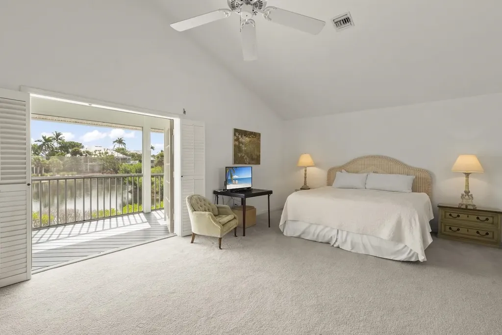 220 Daniel Drive Sanibel FL 33957