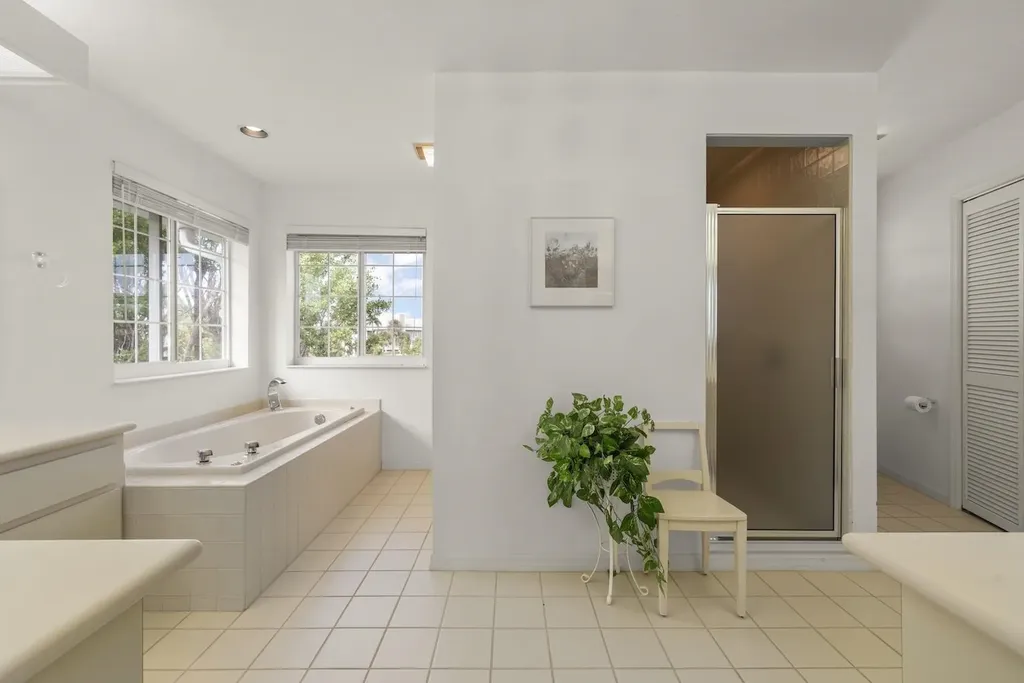 220 Daniel Drive Sanibel FL 33957