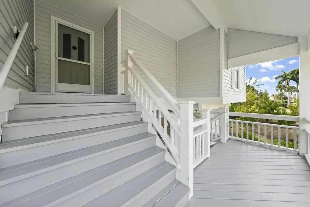 220 Daniel Drive Sanibel FL 33957