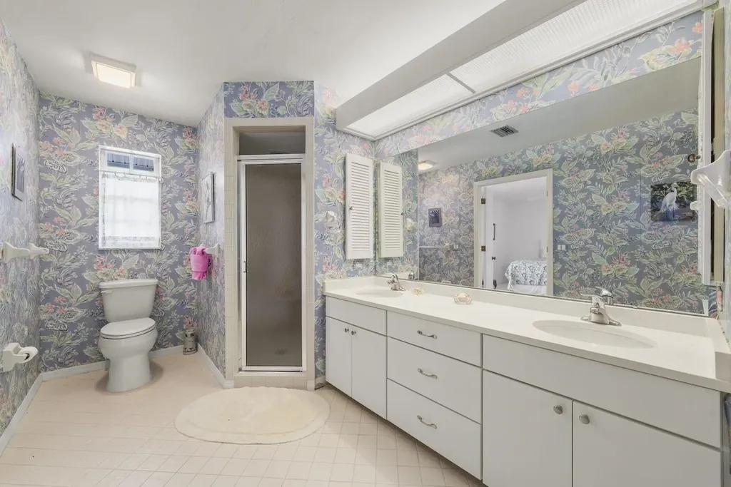 220 Daniel Drive Sanibel FL 33957