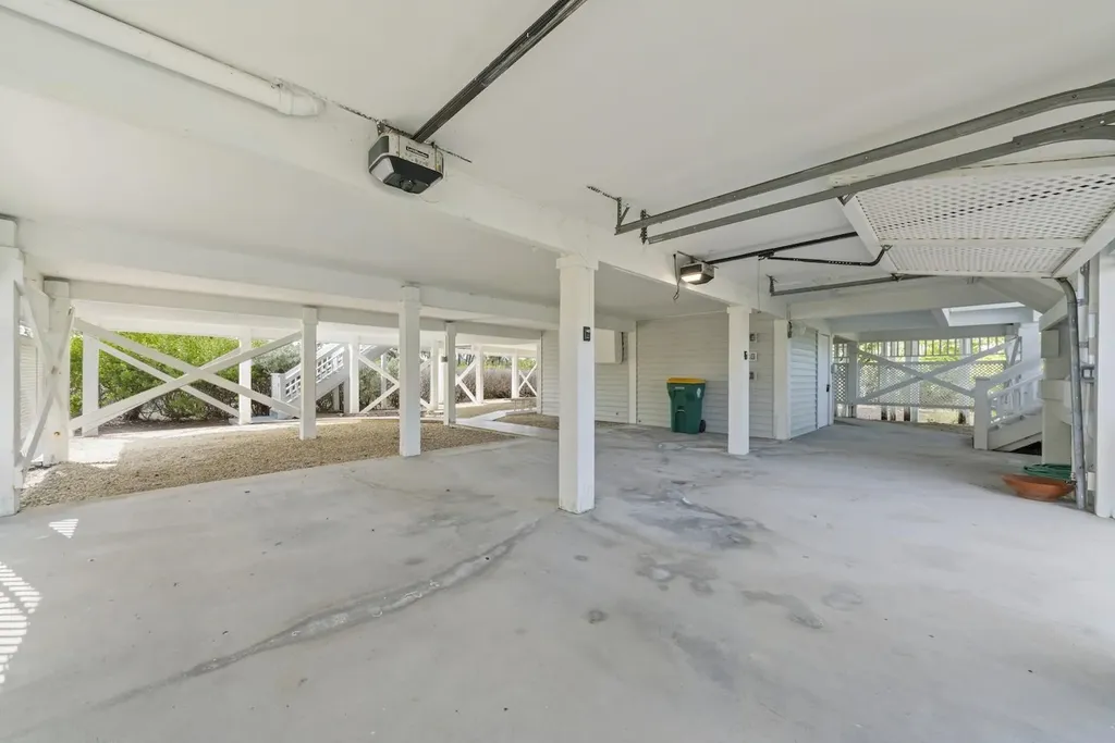 220 Daniel Drive Sanibel FL 33957