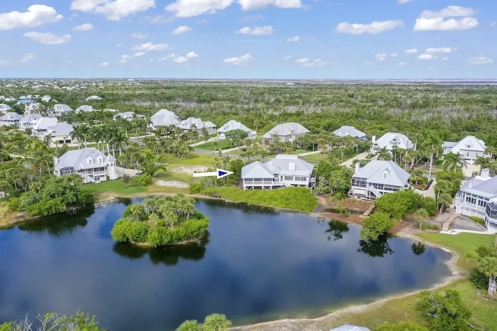 220 Daniel Drive Sanibel FL 33957