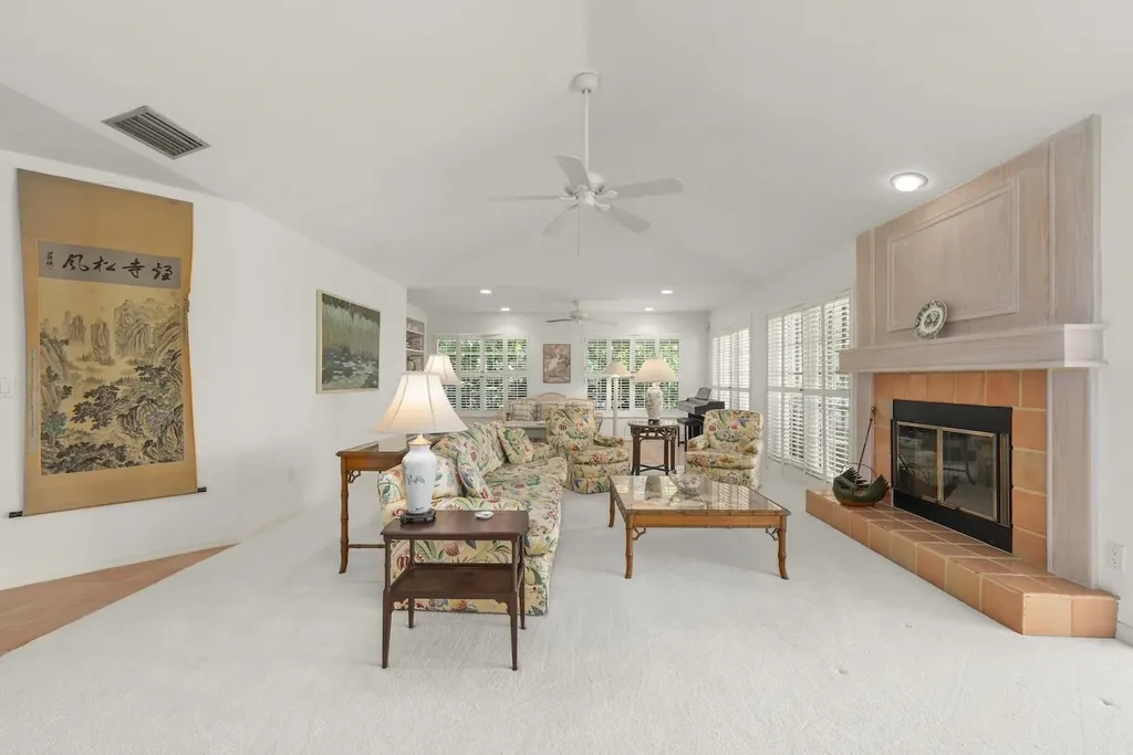 220 Daniel Drive Sanibel FL 33957