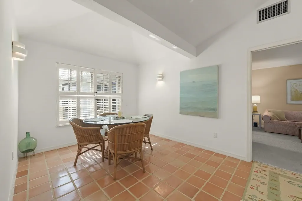 220 Daniel Drive Sanibel FL 33957