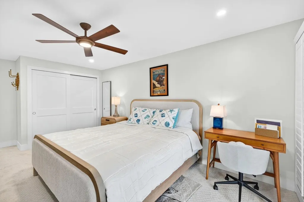 1795 Middle Gulf Drive Sanibel FL 33957