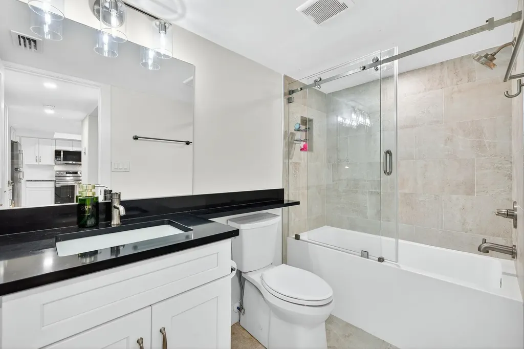 1795 Middle Gulf Drive Sanibel FL 33957