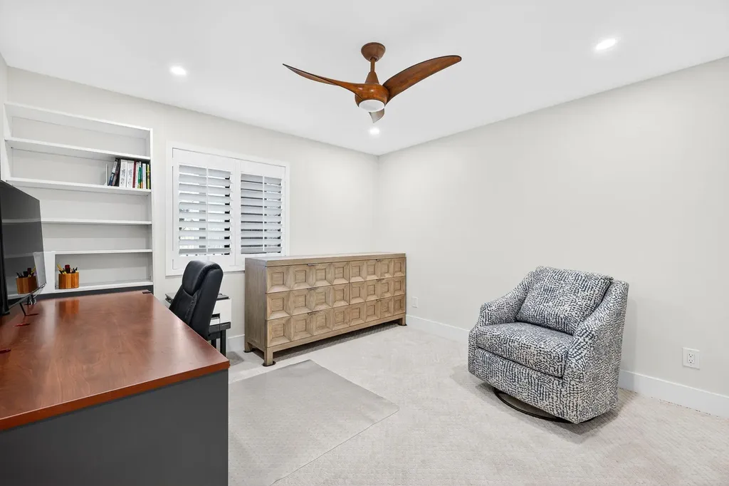 1795 Middle Gulf Drive Sanibel FL 33957