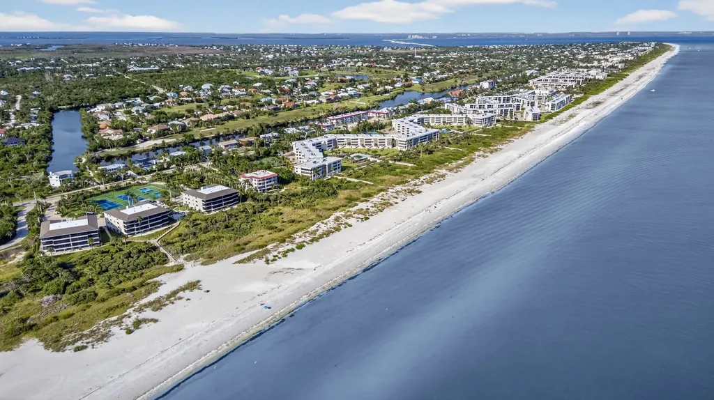 1795 Middle Gulf Drive Sanibel FL 33957