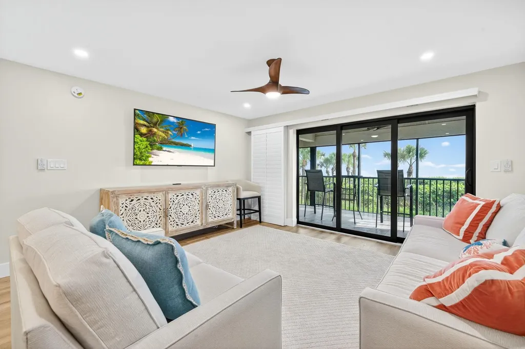 1795 Middle Gulf Drive Sanibel FL 33957