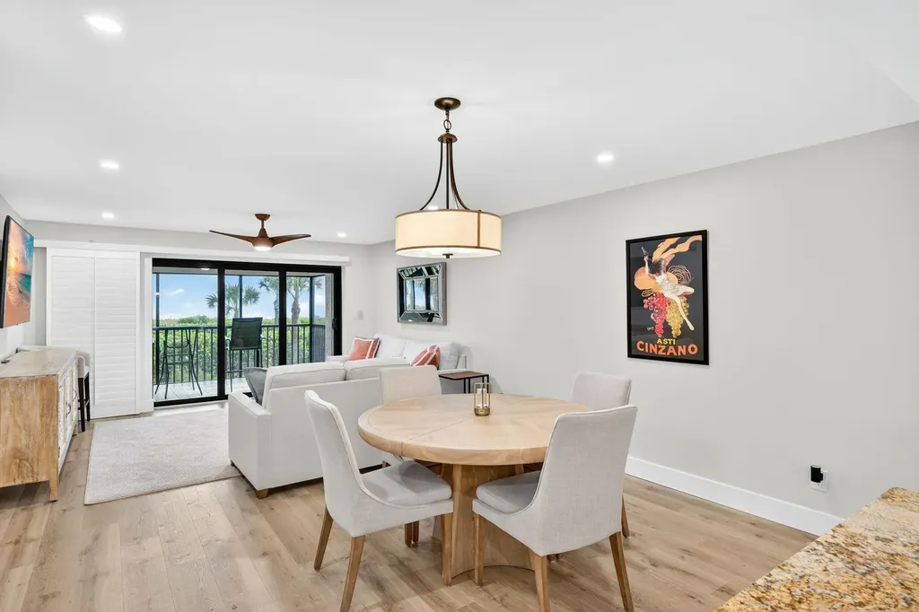 1795 Middle Gulf Drive Sanibel FL 33957