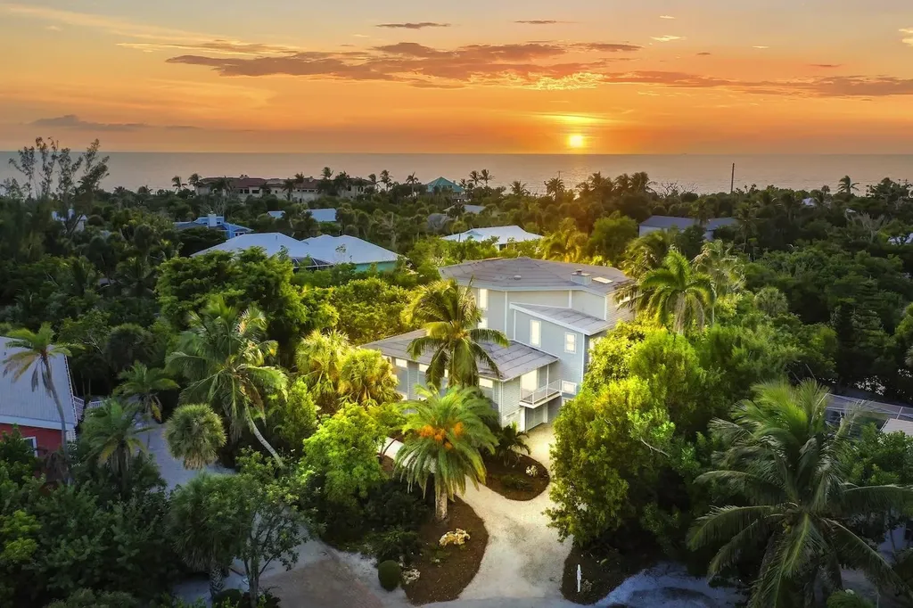 2451 Blind Pass Court Sanibel FL 33957