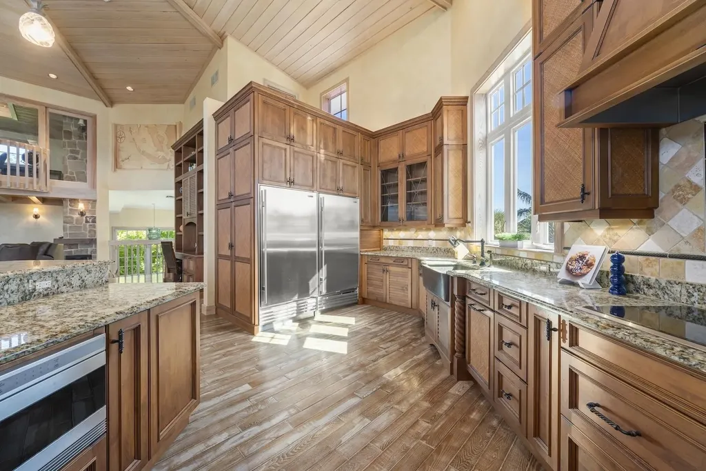 2451 Blind Pass Court Sanibel FL 33957