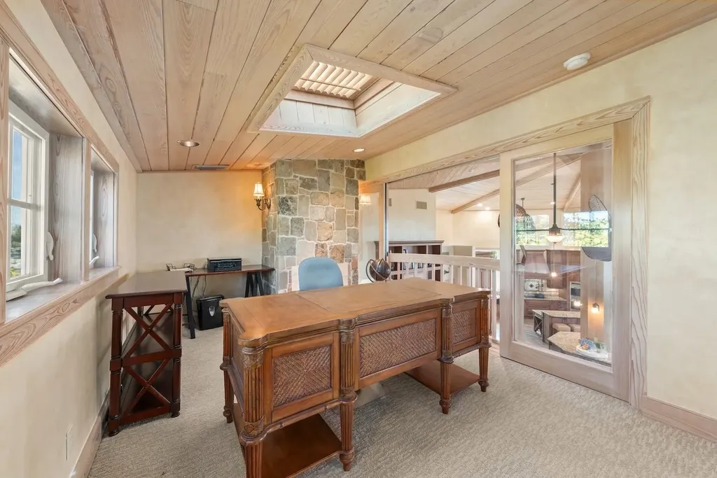 2451 Blind Pass Court Sanibel FL 33957