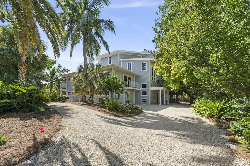 2451 Blind Pass Court Sanibel FL 33957