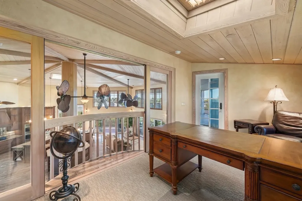 2451 Blind Pass Court Sanibel FL 33957