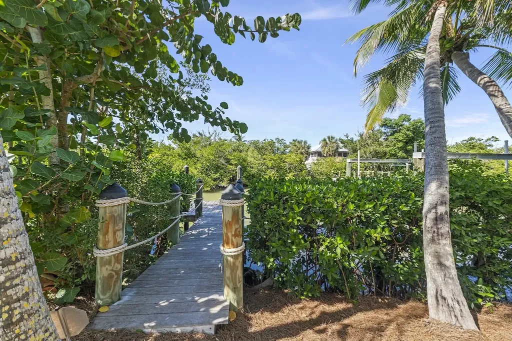 2451 Blind Pass Court Sanibel FL 33957