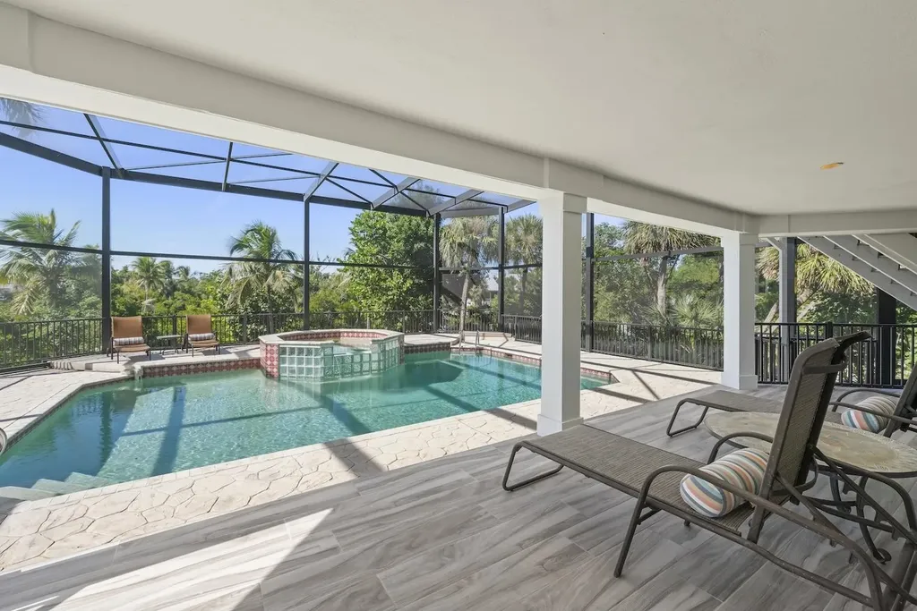 2451 Blind Pass Court Sanibel FL 33957