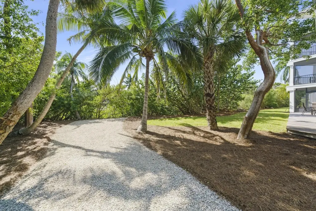 2451 Blind Pass Court Sanibel FL 33957