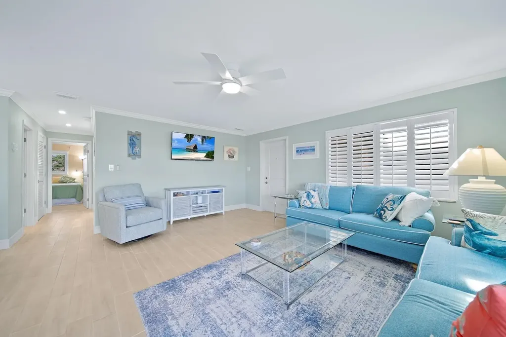 1610 Middle Gulf Drive Sanibel FL 33957
