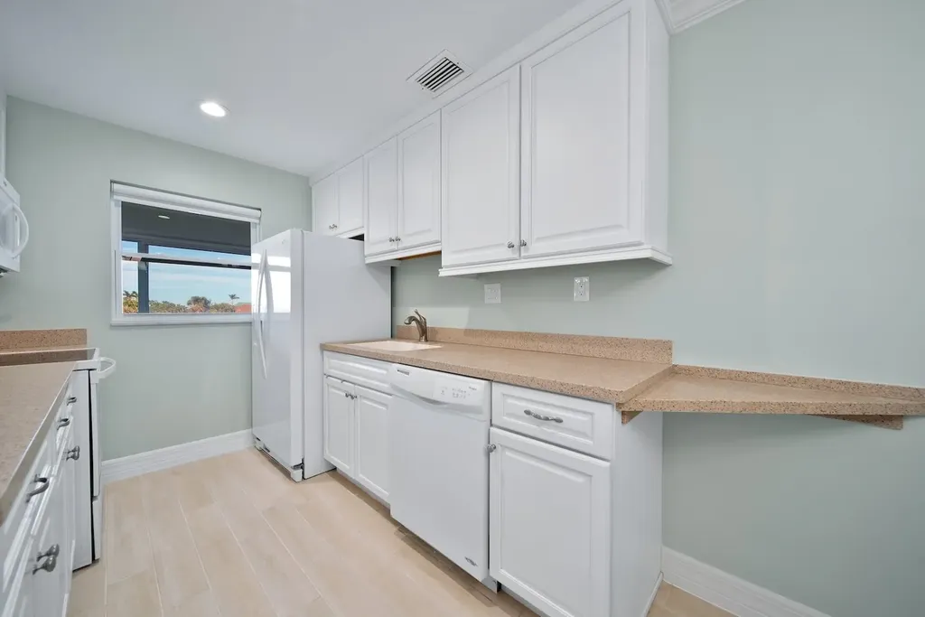 1610 Middle Gulf Drive Sanibel FL 33957
