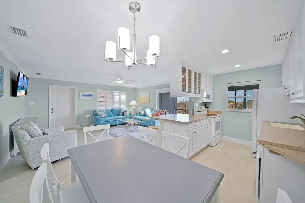 1610 Middle Gulf Drive Sanibel FL 33957