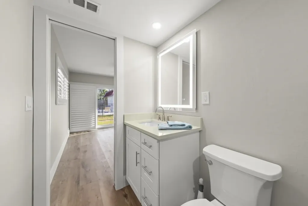 1610 Middle Gulf Drive Sanibel FL 33957