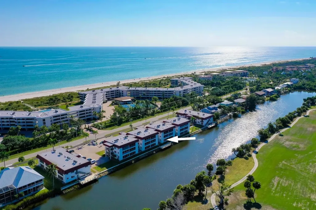 1610 Middle Gulf Drive Sanibel FL 33957